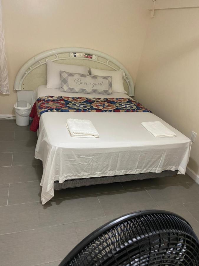 A Delightful Room In Queens New York Eksteriør billede